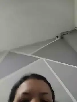 azumiichan online show from December 6, 2024, 1:57 am