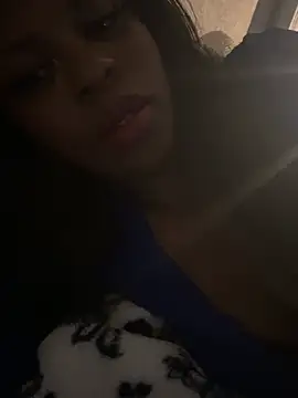 Snapshot of CamGirlLeanna chatting on January 25, 2025, 6:45 am CamGirlLeanna online show from January 25, 2025, 6:45 am