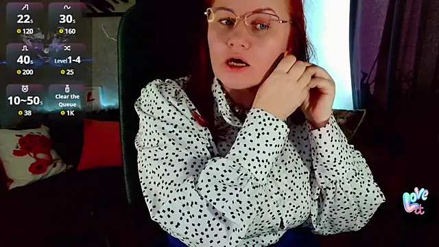 Nikki March online show from February 7, 2025, 7:29 am