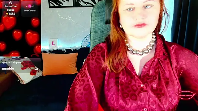 Nikki March online show from March 12, 2025, 9:44 am