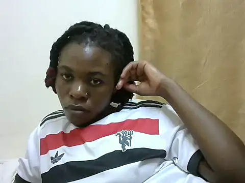 Snapshot of Ebony_jojo chatting on October 3, 2025, 8:10 pm Ebony jojo online show from October 3, 2025, 8:10 pm