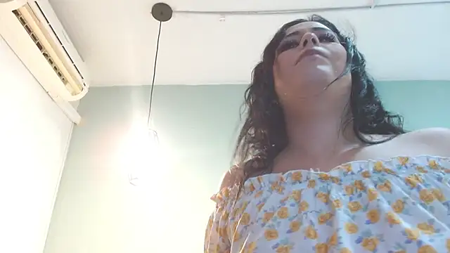 adaraacox online show from January 15, 2025, 8:26 pm