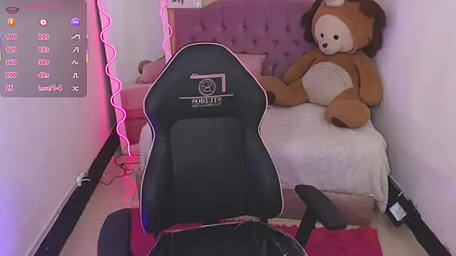 Chiara tay online show from November 8, 2025, 3:21 am