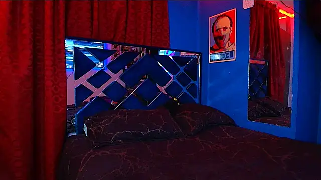 Snapshot of Luke_Howland chatting on October 31, 2025, 1:57 am Luke Howland online show from October 31, 2025, 1:57 am