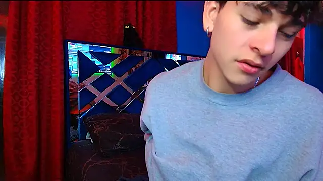 Snapshot of Luke_Howland chatting on October 15, 2025, 11:57 pm Luke Howland online show from October 15, 2025, 11:57 pm