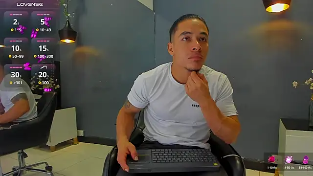 Bryson Collins  online show from February 28, 2025, 11:14 am