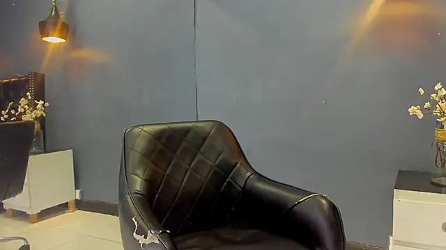 Bryson Collins  online show from February 22, 2025, 11:24 am