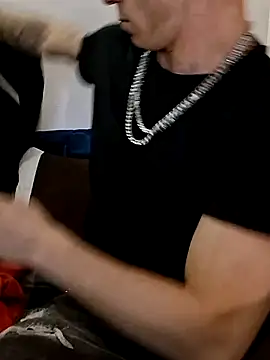 --D-a-D-D-y- online show from March 5, 2026, 2:19 am