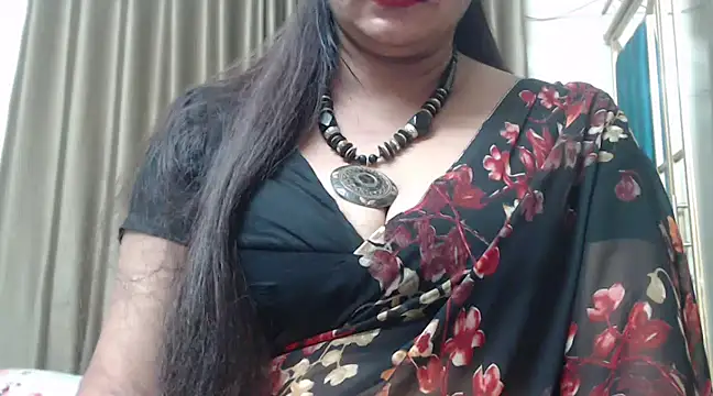 desi-maisa130 online show from January 25, 2025, 4:13 pm