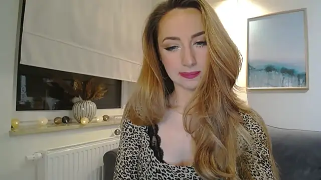 JulietteDiamond online show from February 23, 2025, 9:26 pm