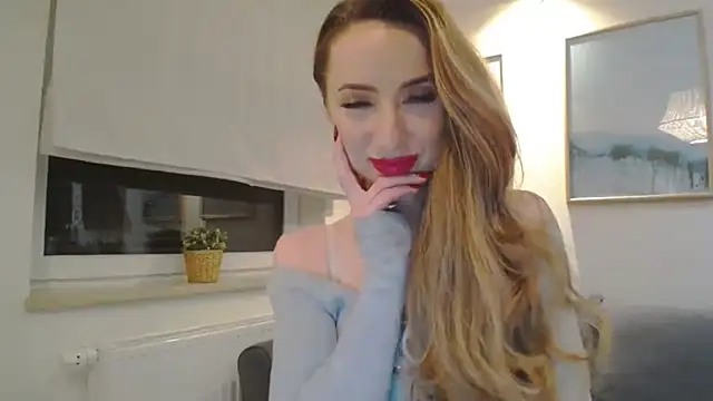 JulietteDiamond online show from February 8, 2025, 9:25 pm