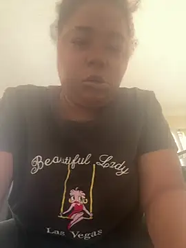 JCCaramelbarbie1 online show from May 7, 2026, 2:20 pm