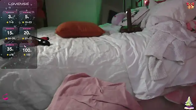 Snapshot of VegasDani chatting on December 21, 2024, 5:58 am VegasDani online show from December 21, 2024, 5:58 am