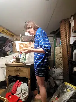 2nakedneighbors1 online show from February 16, 2025, 8:00 pm