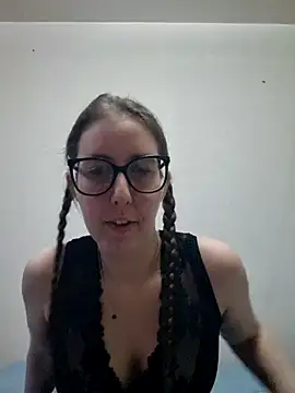 Sarah459 online show from November 9, 2025, 4:33 pm