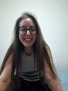 Snapshot of Sarah459 chatting on December 3, 2024, 7:28 pm Sarah459 online show from December 3, 2024, 7:28 pm
