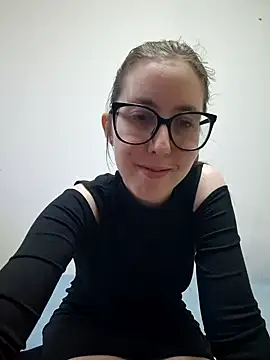 Snapshot of Sarah459 chatting on December 11, 2024, 8:07 pm Sarah459 online show from December 11, 2024, 8:07 pm