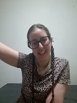 Snapshot of Sarah459 chatting on September 26, 2025, 8:16 pm Sarah459 online show from September 26, 2025, 8:16 pm