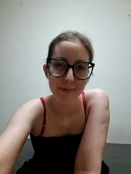 Snapshot of Sarah459 chatting on March 1, 2025, 5:49 pm Sarah459 online show from March 1, 2025, 5:49 pm
