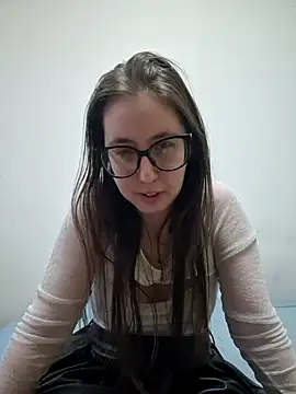 Snapshot of Sarah459 chatting on December 22, 2024, 7:31 pm Sarah459 online show from December 22, 2024, 7:31 pm