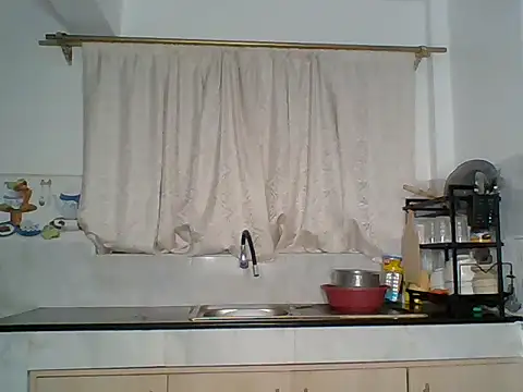 Snapshot of Oliviia_ chatting on October 5, 2025, 6:09 pm Oliviia online show from October 5, 2025, 6:09 pm