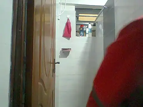 Snapshot of Oliviia_ chatting on November 1, 2025, 9:58 am Oliviia online show from November 1, 2025, 9:58 am