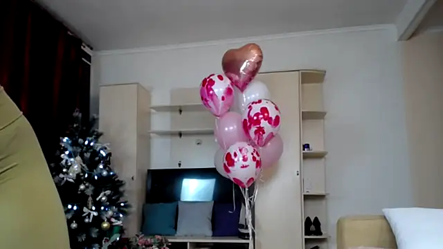 Snapshot of AlmaSquirt chatting on December 14, 2024, 6:46 am AlmaSquirt online show from December 14, 2024, 6:46 am