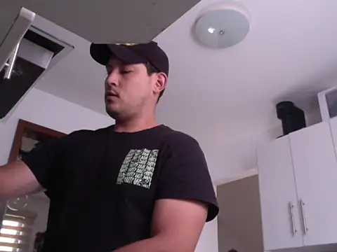 Snapshot of Zordomud0 chatting on December 18, 2025, 3:16 pm Zordomud0 online show from December 18, 2025, 3:16 pm