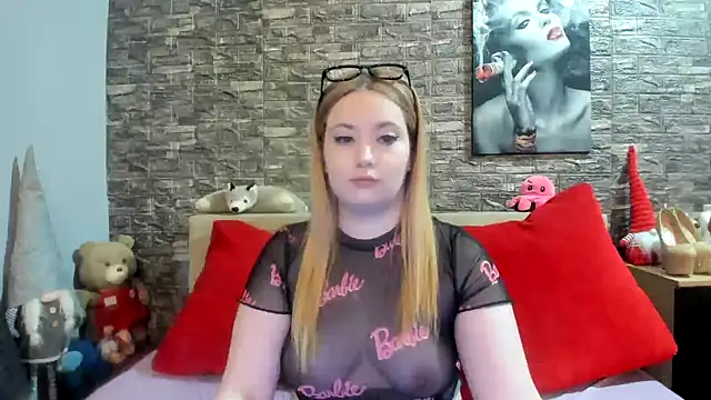 kalindahot online show from February 27, 2025, 7:15 pm