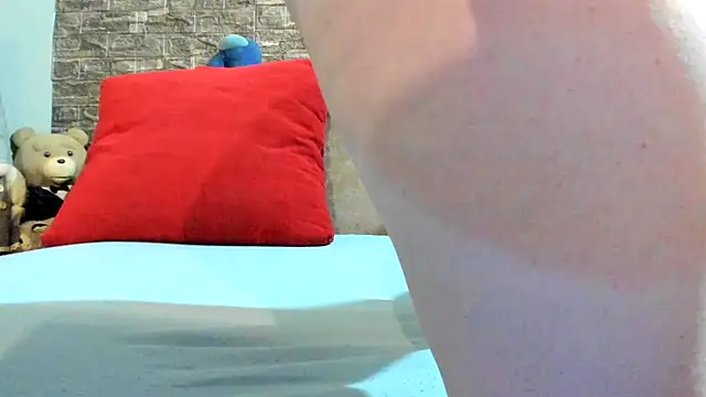 kalindahot online show from February 8, 2026, 7:11 pm