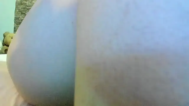 kalindahot online show from March 10, 2025, 1:12 am