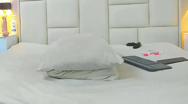 Snapshot of angel_adamx chatting on March 12, 2025, 5:13 am angel adamx online show from March 12, 2025, 5:13 am