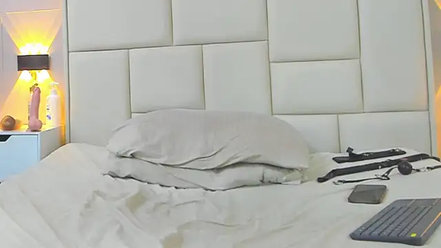 Snapshot of angel_adamx chatting on March 13, 2025, 6:26 am angel adamx online show from March 13, 2025, 6:26 am