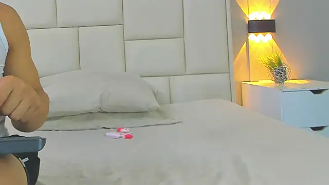 Snapshot of angel_adamx chatting on March 6, 2025, 3:35 am angel adamx online show from March 6, 2025, 3:35 am