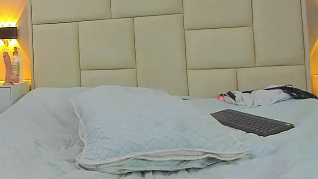 Snapshot of angel_adamx chatting on March 18, 2025, 9:45 am angel adamx online show from March 18, 2025, 9:45 am