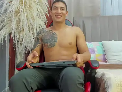 Snapshot of angel_adamx chatting on October 14, 2025, 3:18 am angel adamx online show from October 14, 2025, 3:18 am