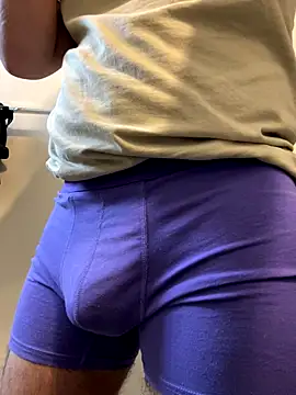 Snapshot of Dustin_k chatting on September 29, 2025, 6:13 pm Dustin k online show from September 29, 2025, 6:13 pm