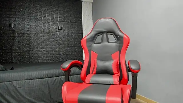 taurus boy1 online show from October 4, 2025, 11:34 am