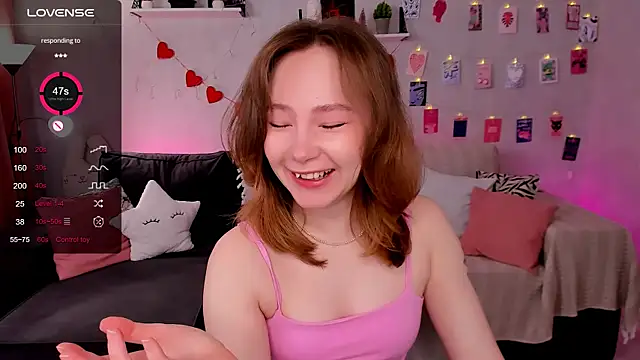 Snapshot of LanaBlu_ chatting on February 28, 2026, 8:47 am LanaBlu online show from February 28, 2026, 8:47 am