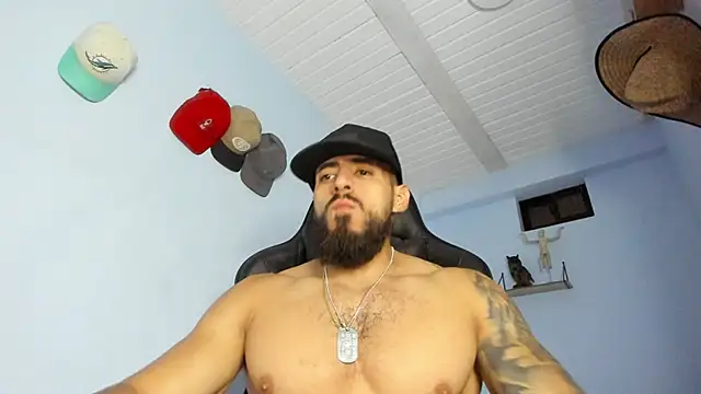 Snapshot of _Poseidon1_ chatting on October 11, 2025, 4:24 am  Poseidon1  online show from October 11, 2025, 4:24 am