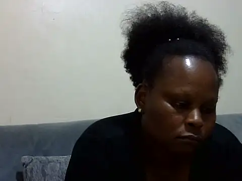 Snapshot of Pretty_lilly02 chatting on July 2, 2026, 4:13 pm Pretty lilly02 online show from July 2, 2026, 4:13 pm
