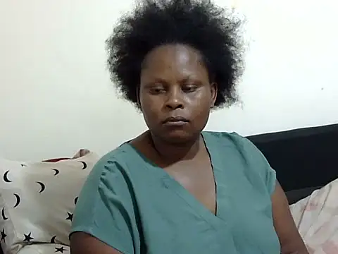 Snapshot of Pretty_lilly02 chatting on September 14, 2025, 7:36 pm Pretty lilly02 online show from September 14, 2025, 7:36 pm