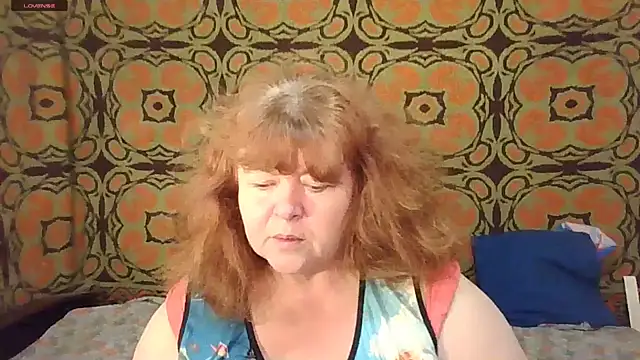 Snapshot of RoseRed69 chatting on October 11, 2025, 2:34 am RoseRed69 online show from October 11, 2025, 2:34 am