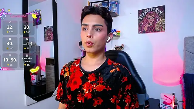 OwenBluee online show from March 19, 2026, 8:03 am