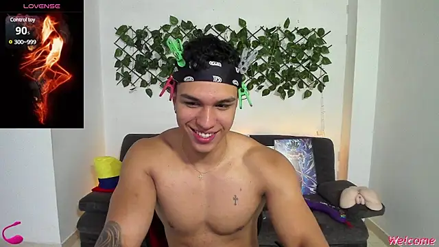 Snapshot of Taylor_John chatting on January 6, 2025, 2:03 pm Taylor John online show from January 6, 2025, 2:03 pm