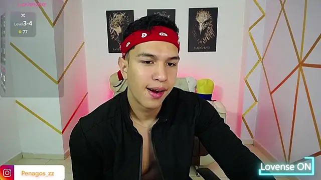 Snapshot of Taylor_John chatting on February 10, 2025, 3:21 pm Taylor John online show from February 10, 2025, 3:21 pm