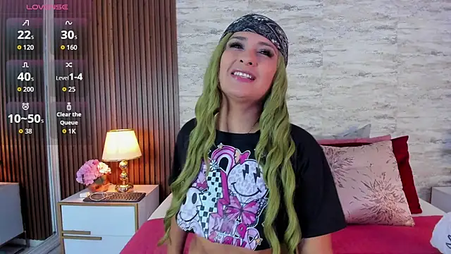 AndreaPink2024 online show from December 15, 2025, 1:28 pm