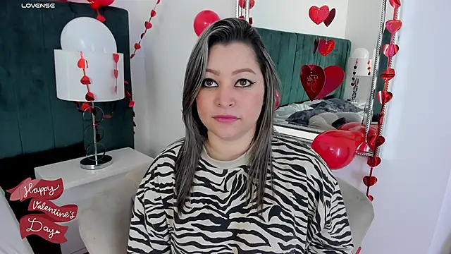 PandoraB  online show from February 17, 2025, 2:28 pm