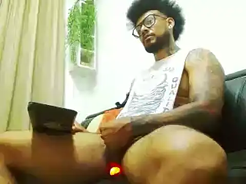 LewisStrong online show from March 9, 2025, 9:46 pm