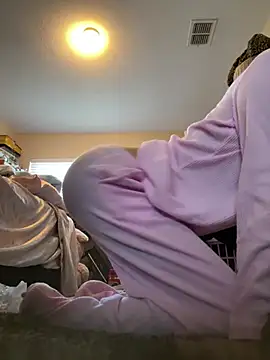 myloveforyouu online show from February 23, 2026, 2:28 pm